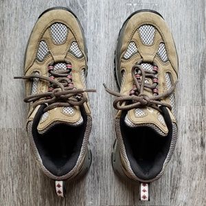 Vibram Vasque hiking sneaker shoes 9.5